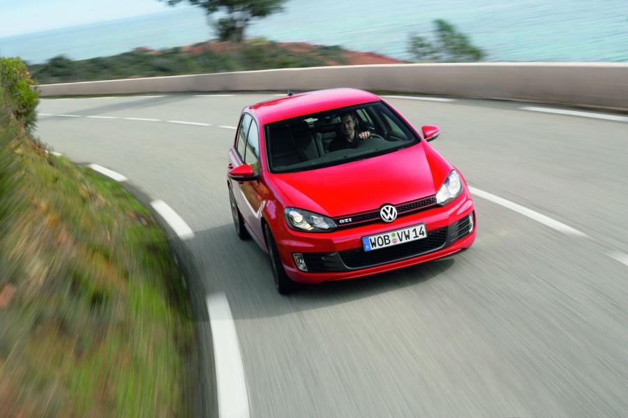  Volkswagen Golf GTi 2008 года  (фото 61 из 83)